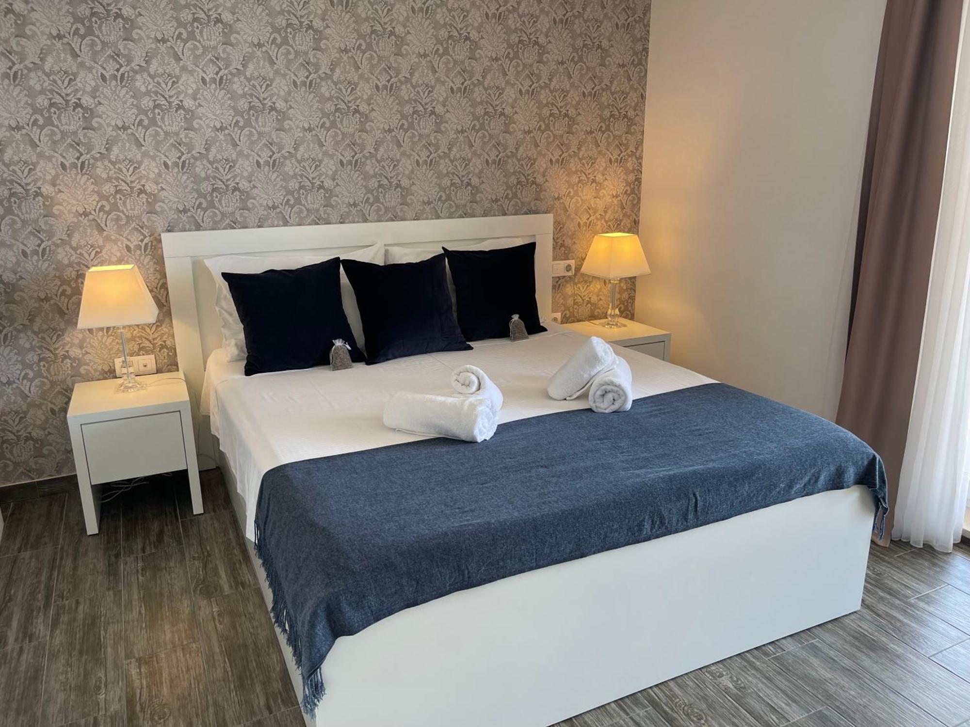 אומיס Apartments Domani מראה חיצוני תמונה