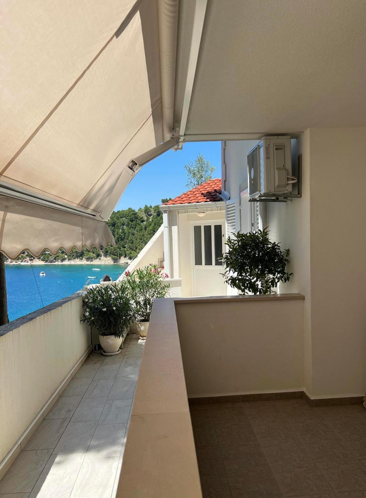 אומיס Apartments Domani מראה חיצוני תמונה